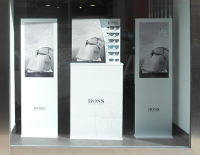 Escaparate modular Hugo Boss para linea Eyewear Escaparate modular Hugo Boss para linea Eyewear